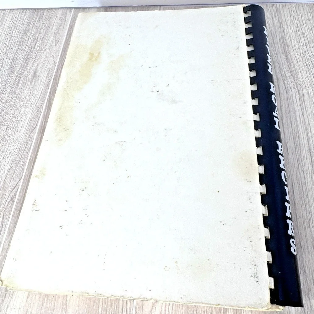 Vintage River Road Recipes Cookbook Junior League Baton Rouge LA‎ Spiral